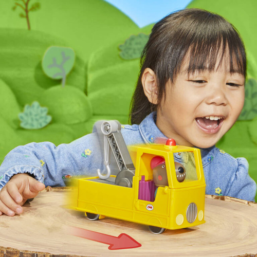 Świnka Peppa Holownik Ciężarówka Dziadka Psa z figurką Hasbro F9519