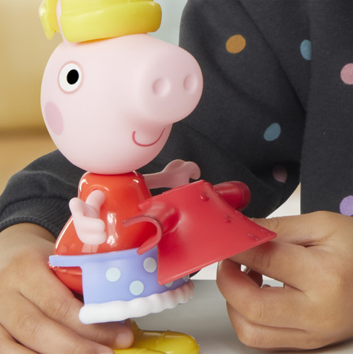Świnka Peppa figurka Peppa 15 cm do przebierania ubranka Hasbro G0331