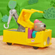 Świnka Peppa Holownik Ciężarówka Dziadka Psa z figurką Hasbro F9519