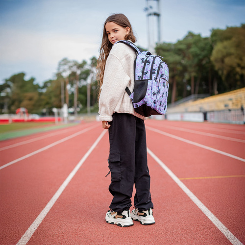 Plecak szkolny BackUP Magic Cats dla dziewczynki kot kotek fioletowy P16