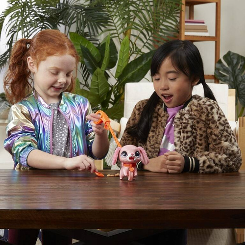 Fur Real Friends Poopalots Piesek na smyczy walkalots robi kupkę Hasbro
