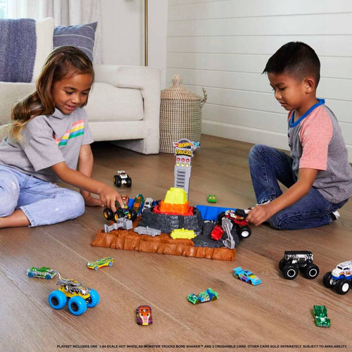 Hot Wheels Monster Trucks Zestaw Arena Smashers Bone Shaker + auto HNB96