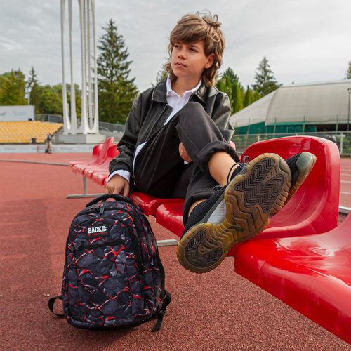 Plecak szkolny BackUP Blaze dla chłopca ogień lawa czarny czerwony O43
