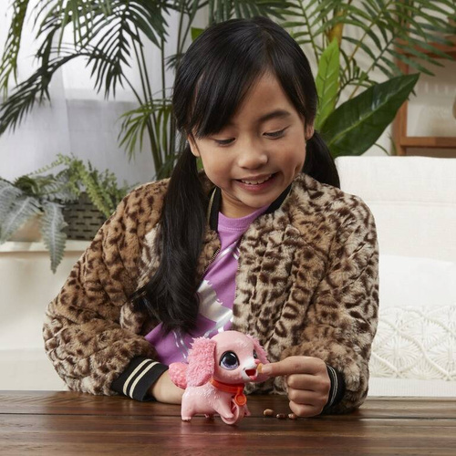 Fur Real Friends Poopalots Piesek na smyczy walkalots robi kupkę Hasbro