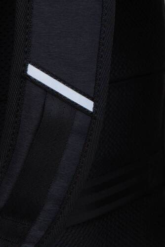 R-Bag Kick Plecak miejski na laptopa 13-15,6" z USB Black Z091
